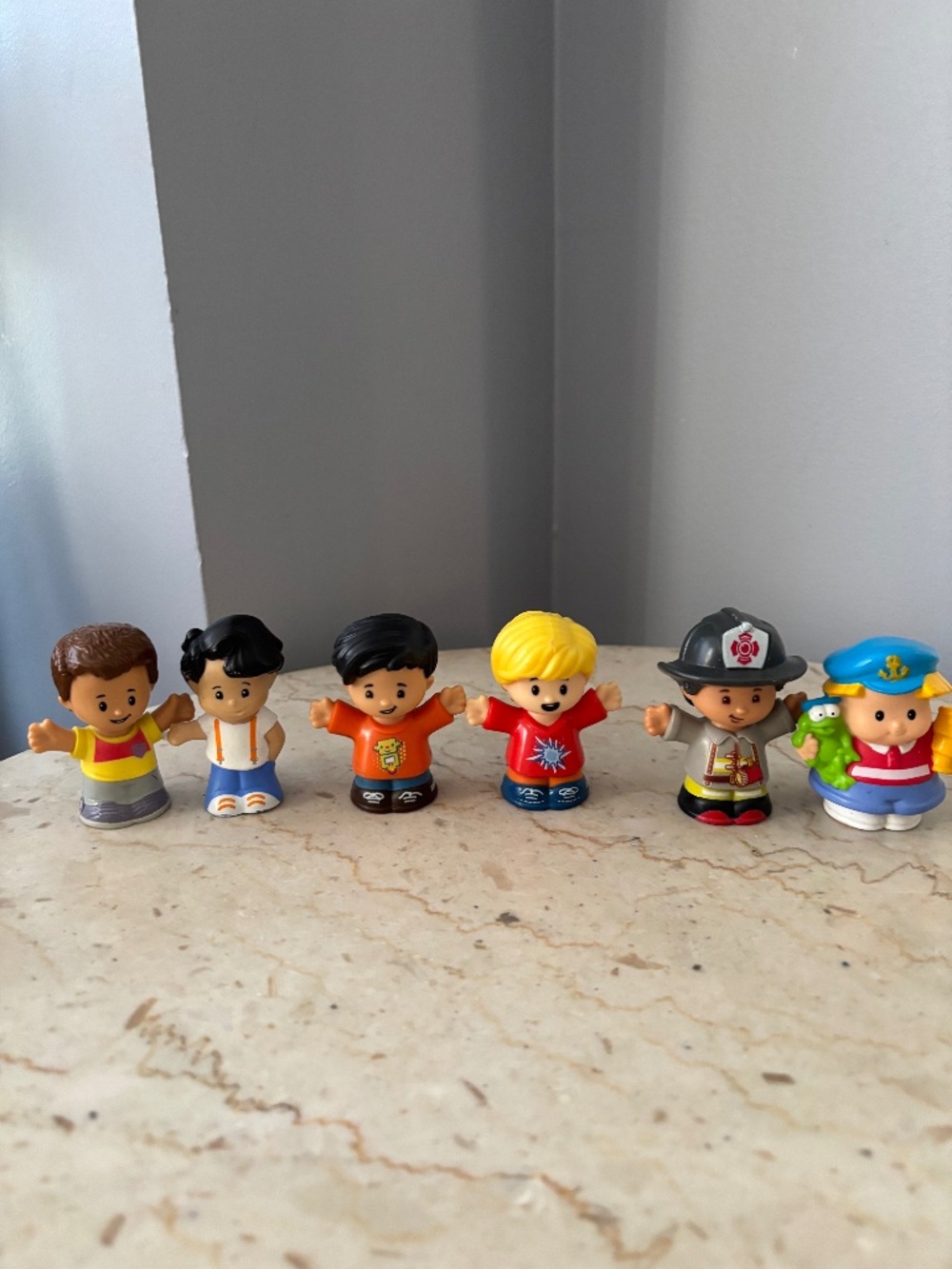 Fisher-Price Little People Figures (6-Piece Character Lot)